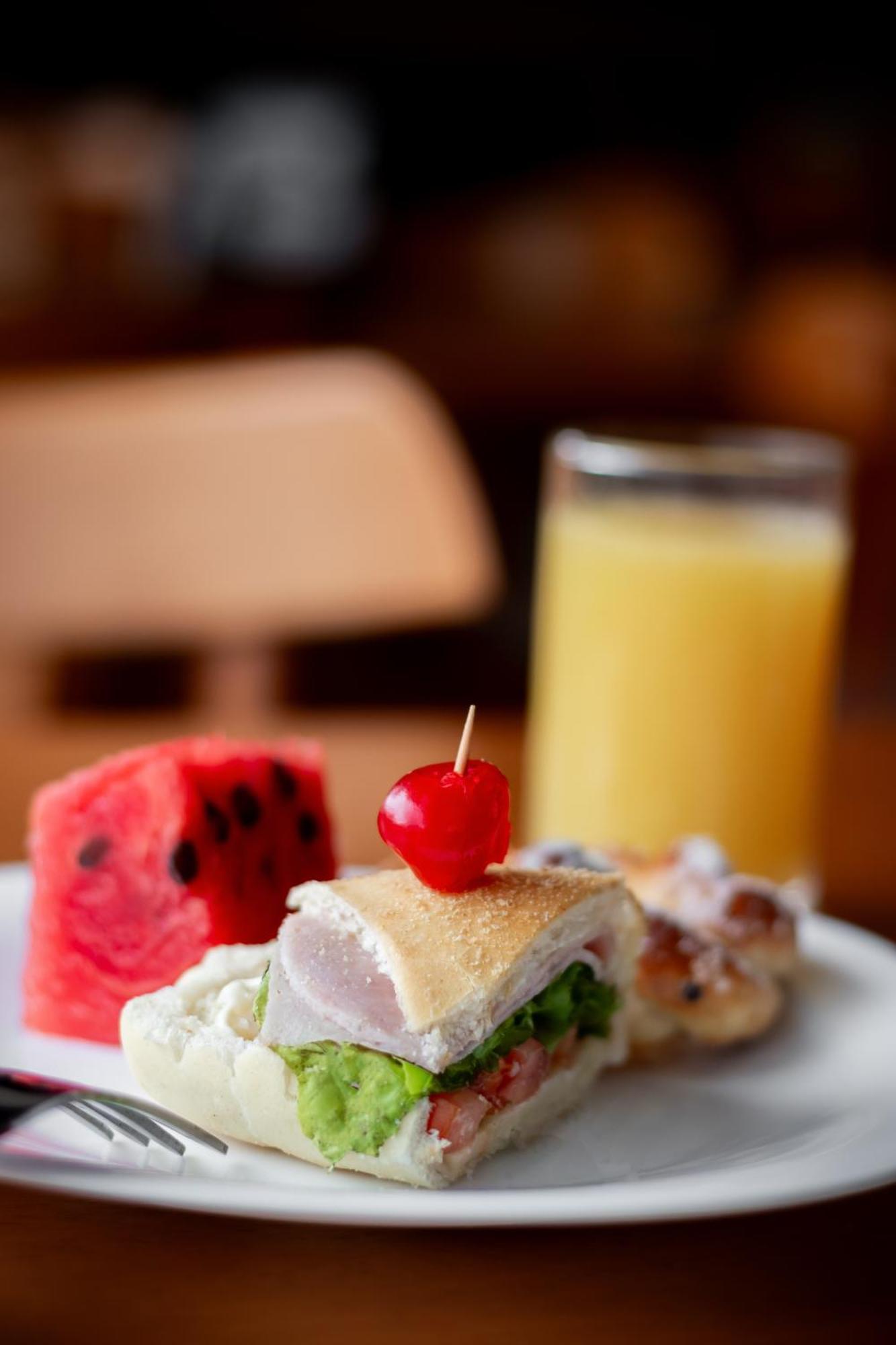 Augusta Hotel João Neiva エクステリア 写真